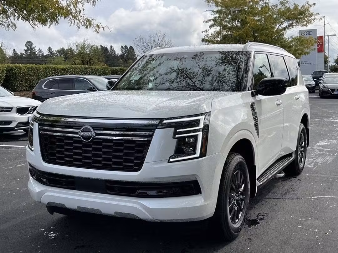2026 Nissan Armada SV - Image 3