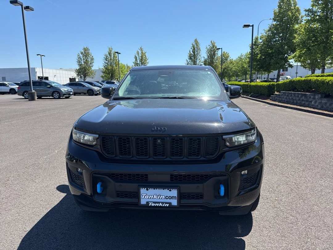 2024 Jeep Grand Cherokee 4xe - Image 2
