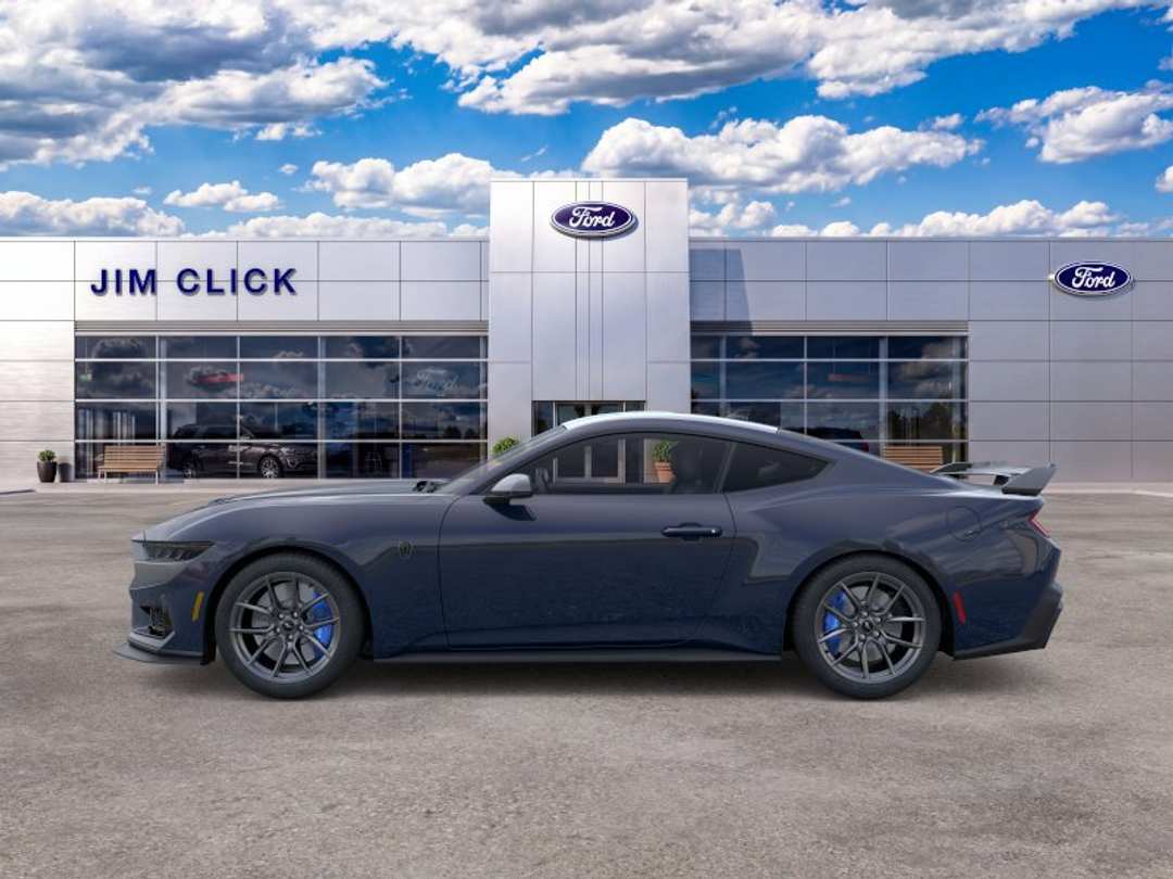 2025 Ford Mustang Dark Horse - Image 3