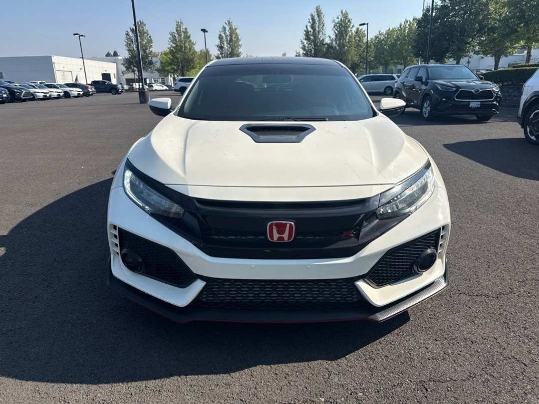 2019 Honda Civic Type R Touring - Image 2