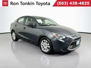 2017 Toyota Yaris Ia Base