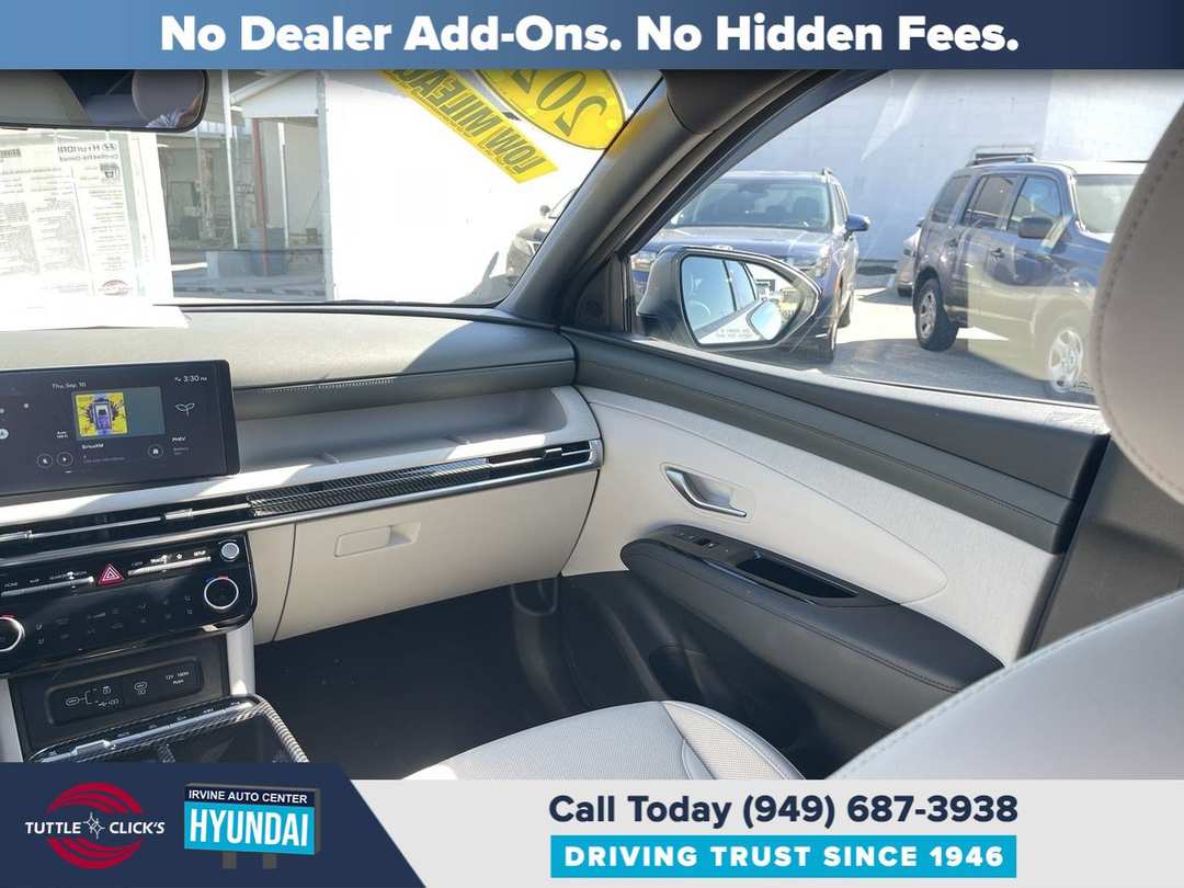 2025 Hyundai Tucson Plug-In LIMITED - Image 3