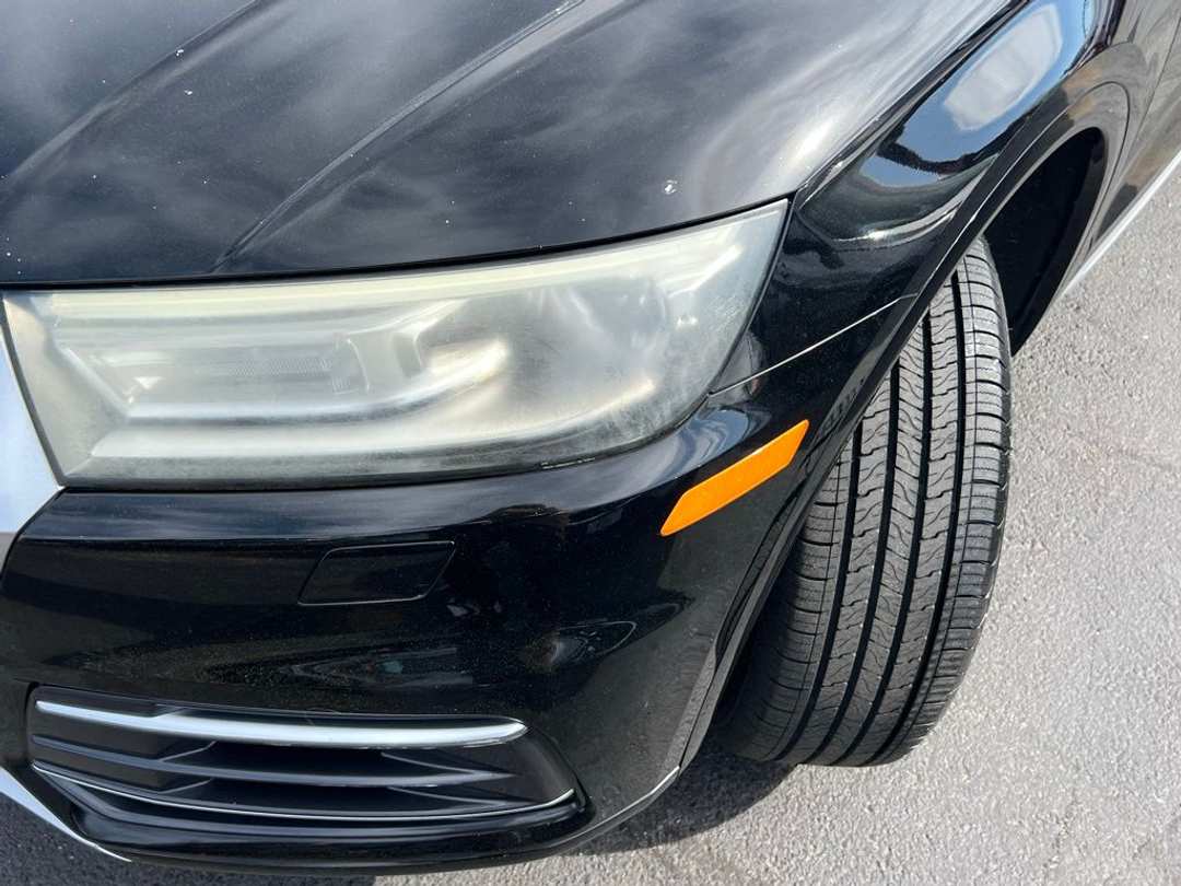 2018 Audi Q5 2.0T Premium - Image 3