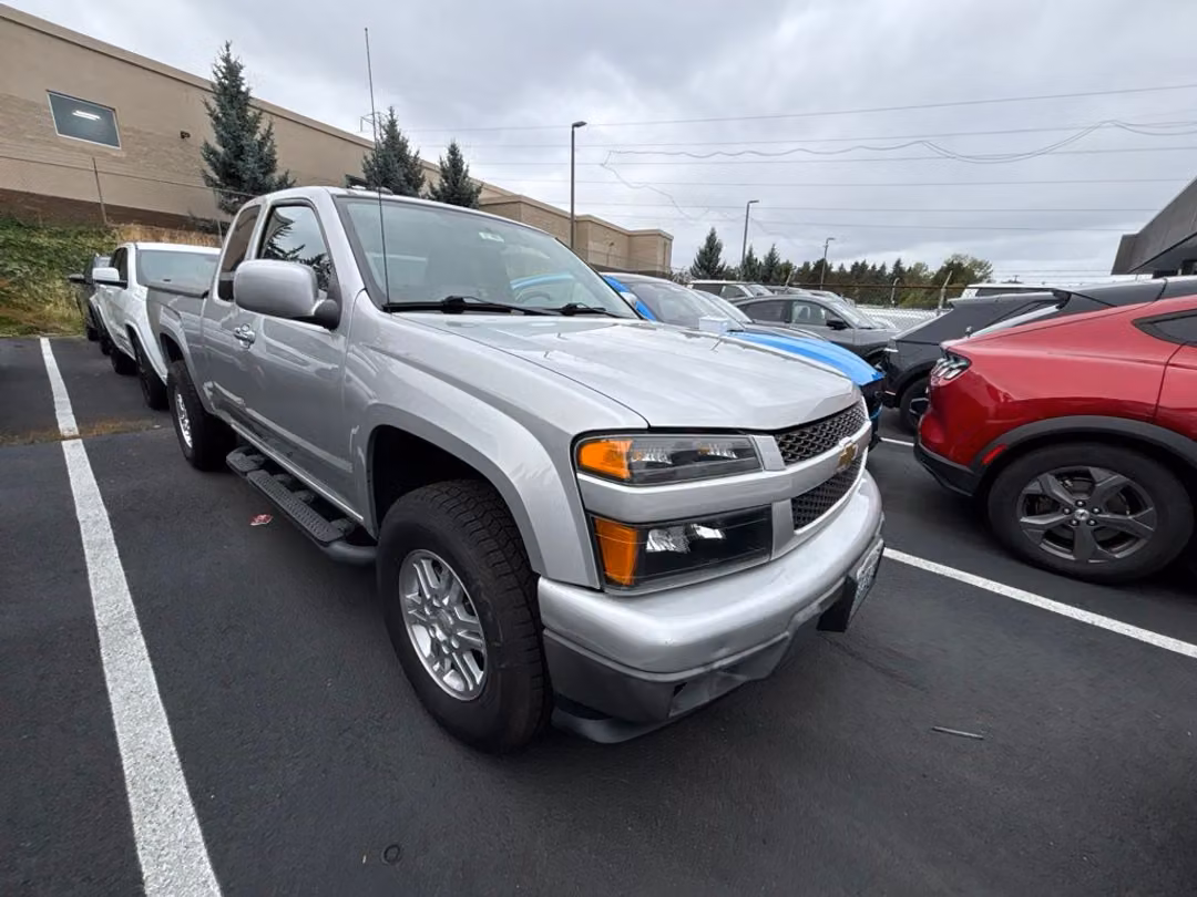 2011 Chevrolet Colorado 1LT - Image 3