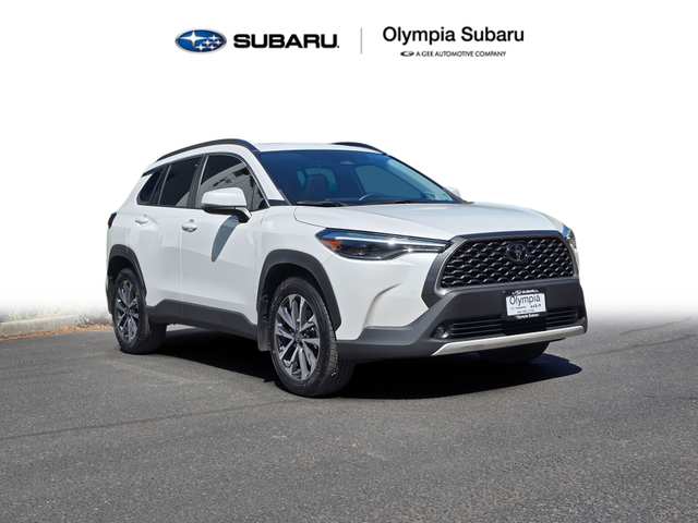 2023 Toyota Corolla Cross XLE