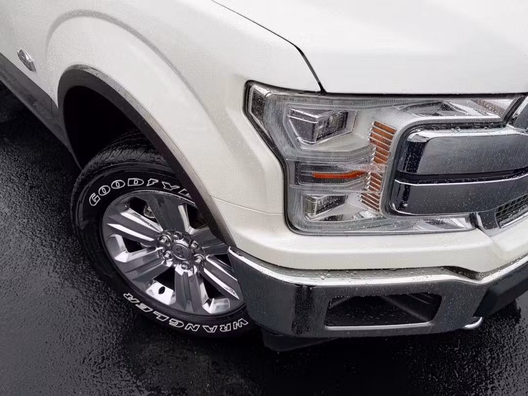 2019 Ford F-150 King Ranch - Image 2