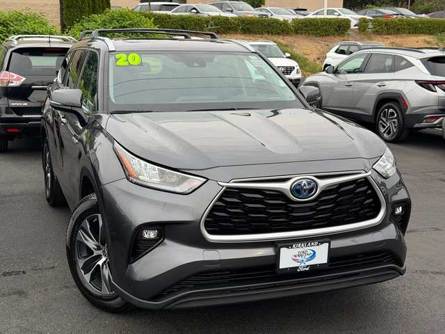 2020 Toyota Highlander Hybrid XLE