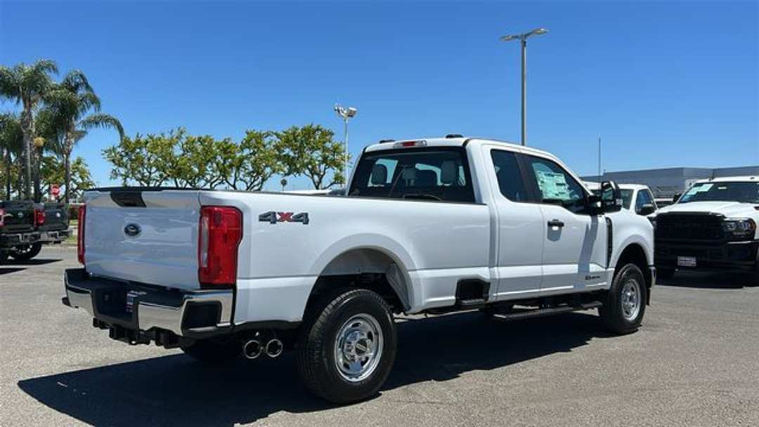 2026 Ford F-250Sd XL - Image 3
