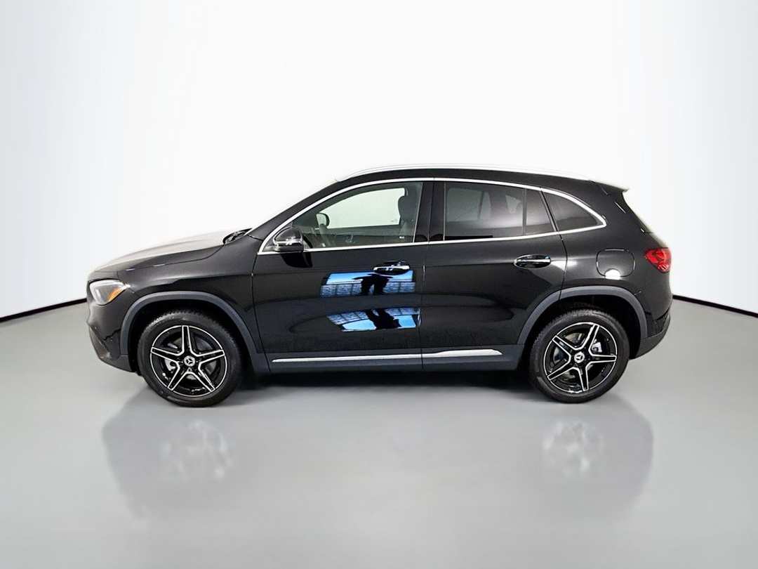 2026 Mercedes-Benz GLA GLA 250 - Image 2