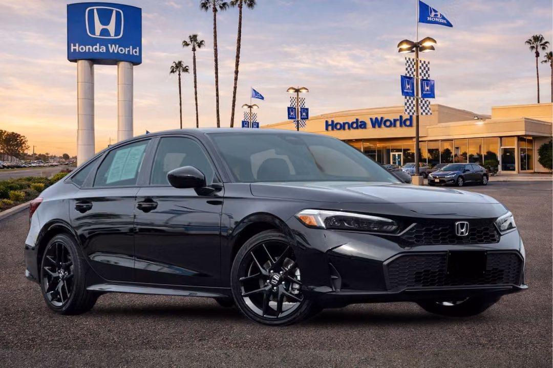 2026 Honda Civic Hybrid Sport - Image 2