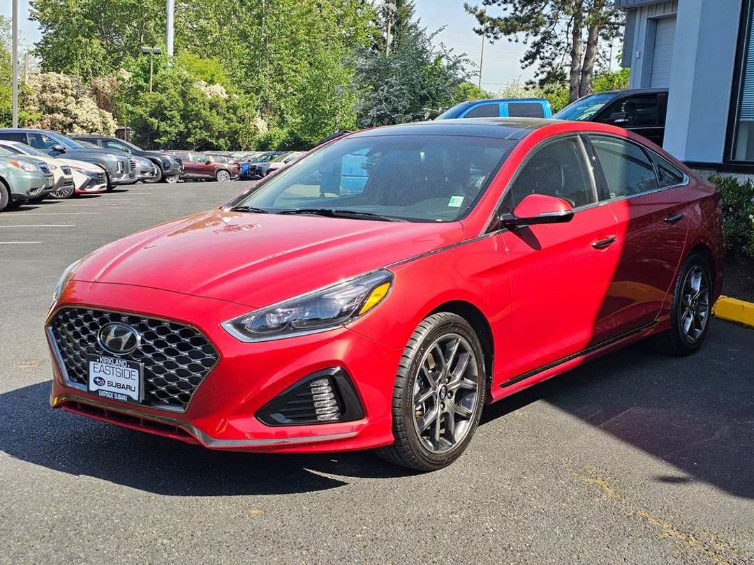 2019 Hyundai Sonata Limited - Image 3