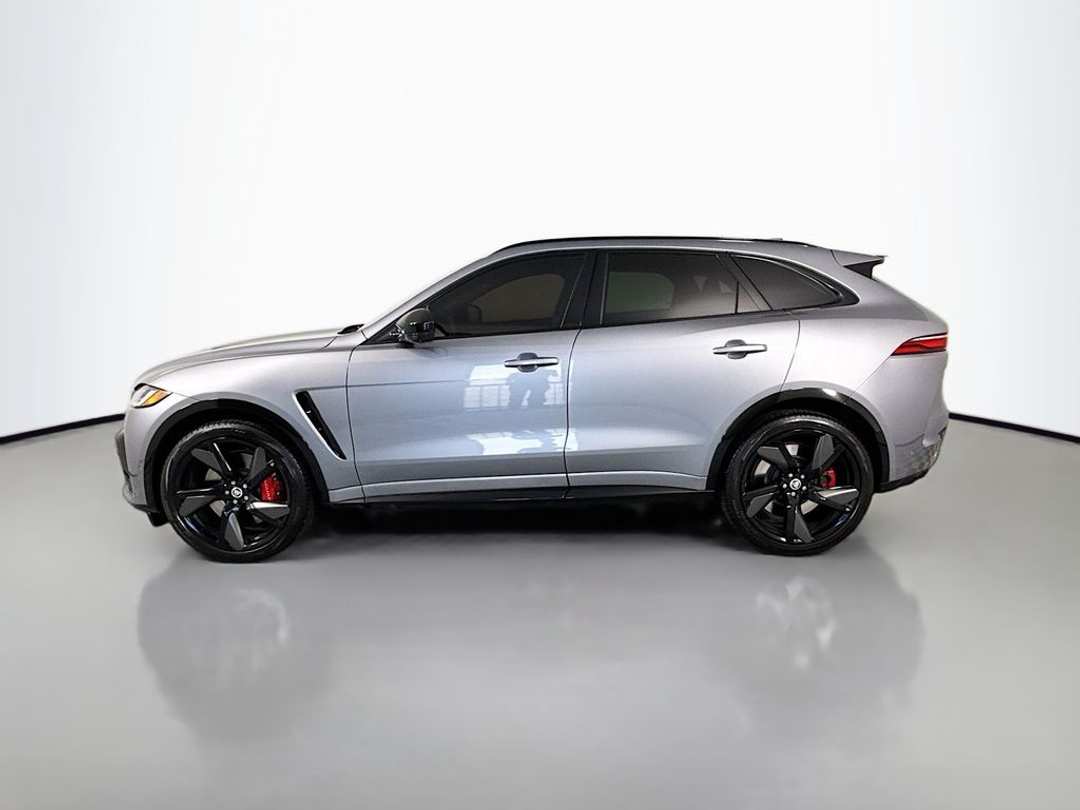 2024 Jaguar F-Pace SVR - Image 2