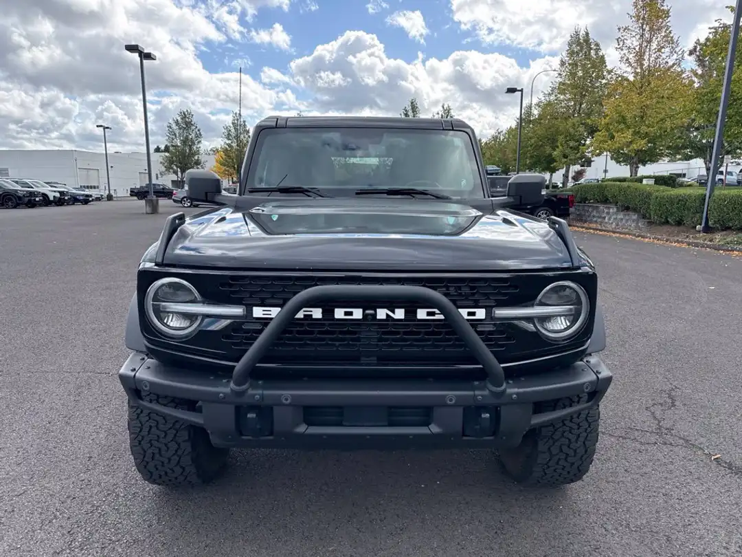 2023 Ford Bronco Wildtrak - Image 2