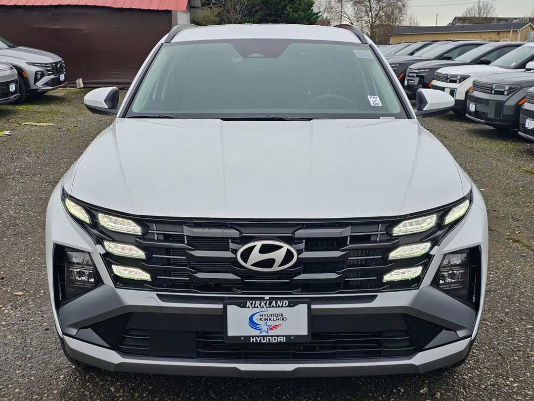 2026 Hyundai Tucson Hybrid SEL - Image 2