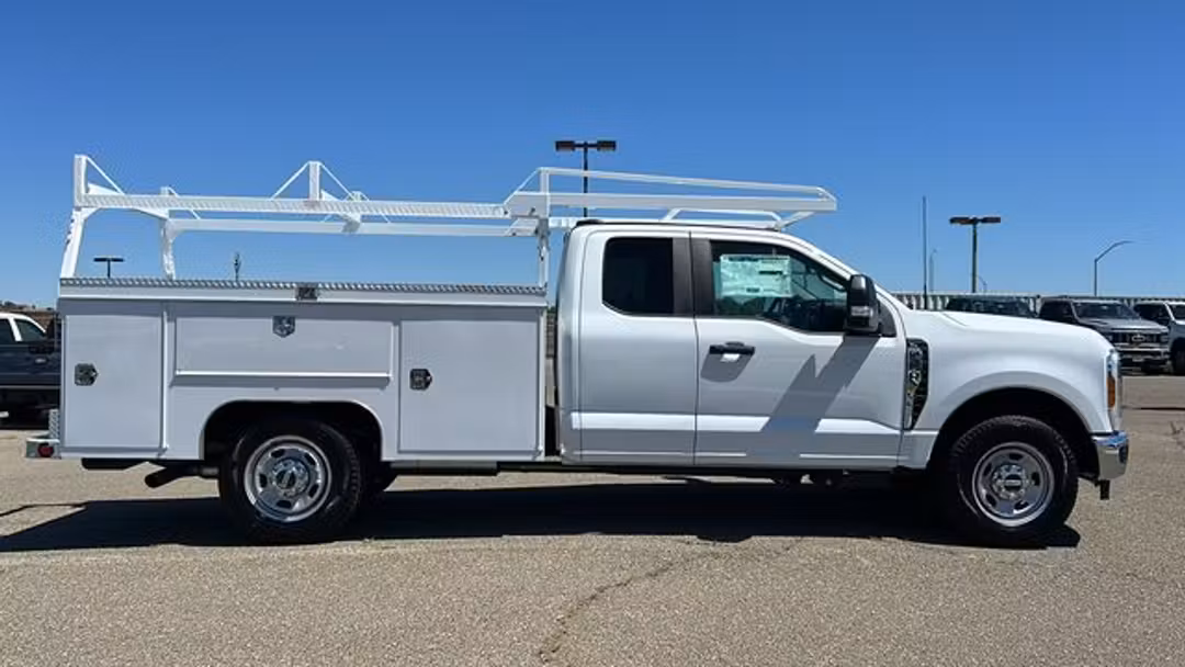 2026 Ford F-350Sd XL - Image 2