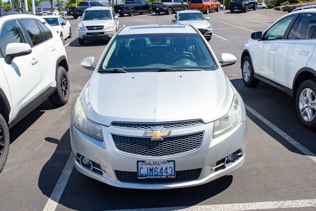 2013 Chevrolet Cruze LTZ - Image 2