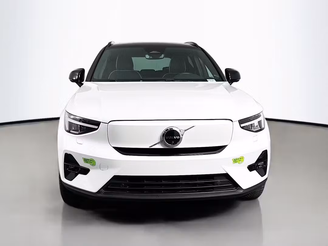 2023 Volvo Xc40 Recharge Pure Ultimate - Image 2