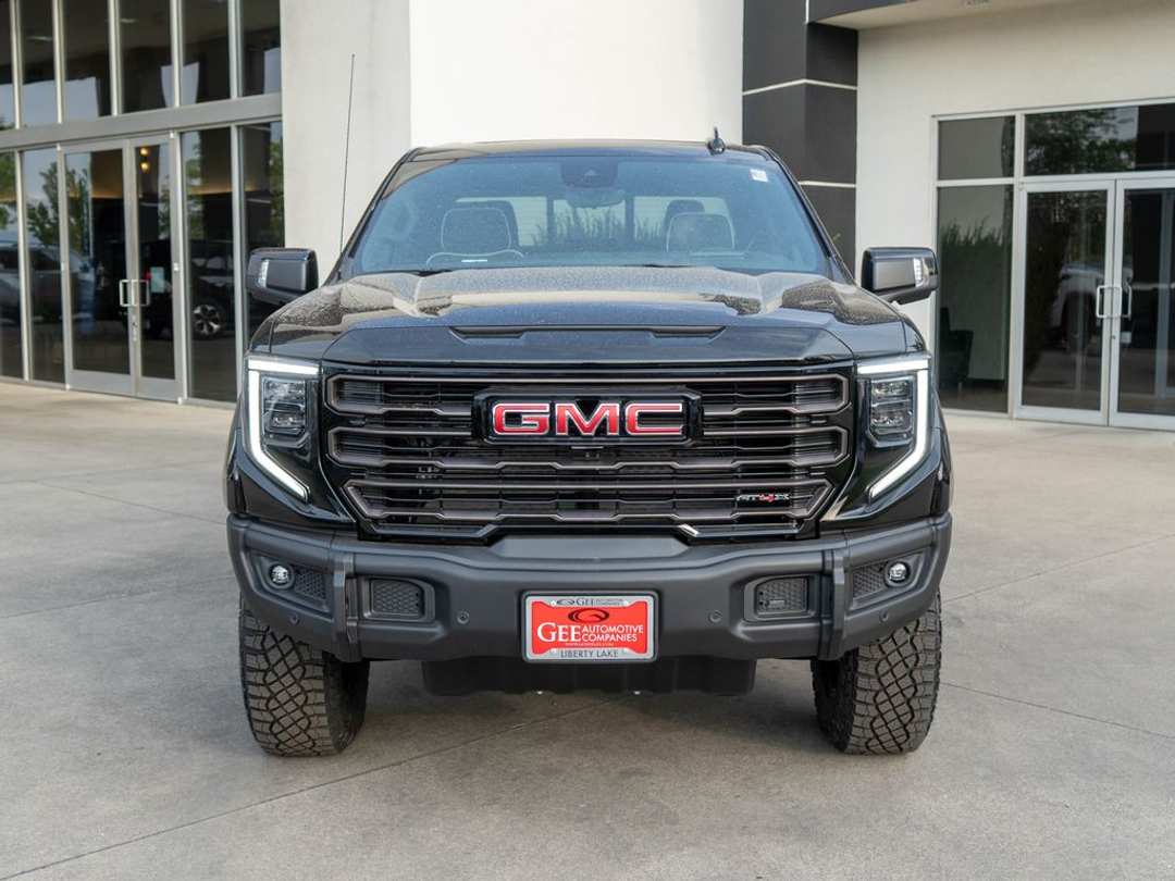 2026 GMC Sierra 1500 AT4X - Image 2