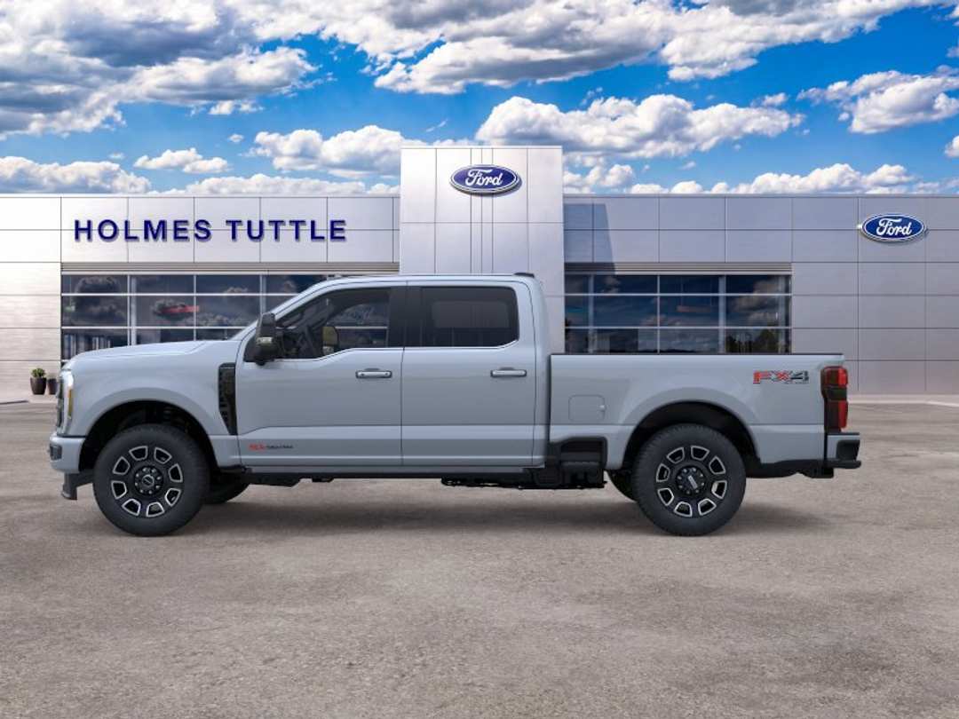 2026 Ford Super Duty F-350 Srw Platinum - Image 3