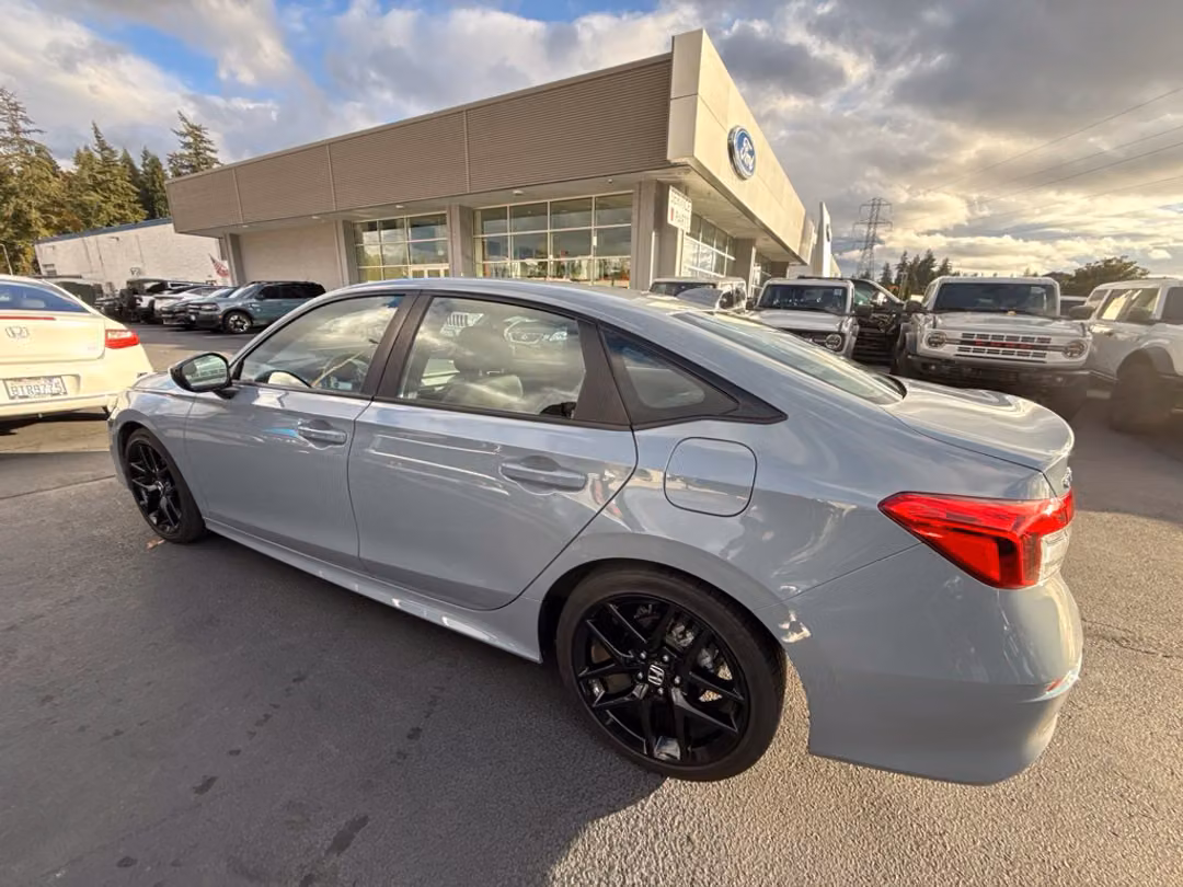 2024 Honda Civic Sport - Image 3