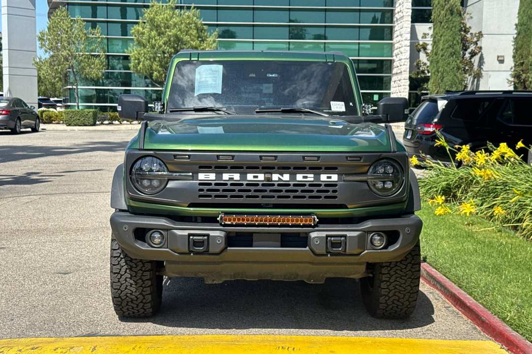 2022 Ford Bronco Badlands - Image 3