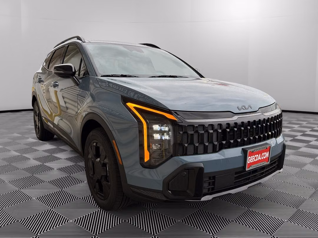 2027 Kia Sportage Hybrid XLine - Image 3