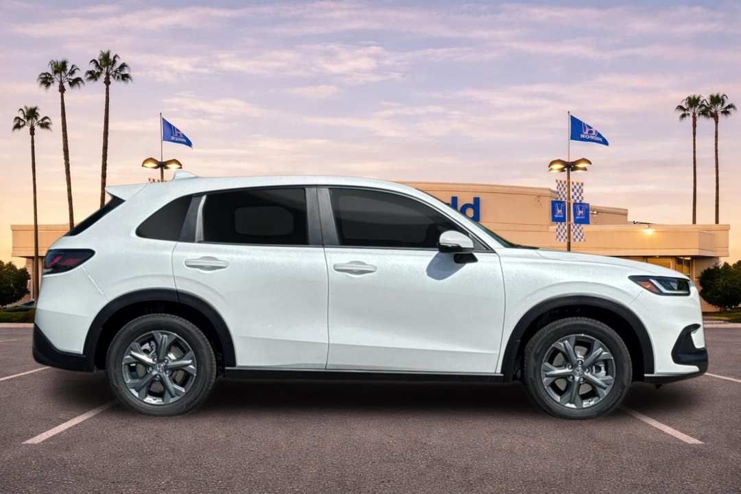 2027 Honda HR-V LX - Image 3
