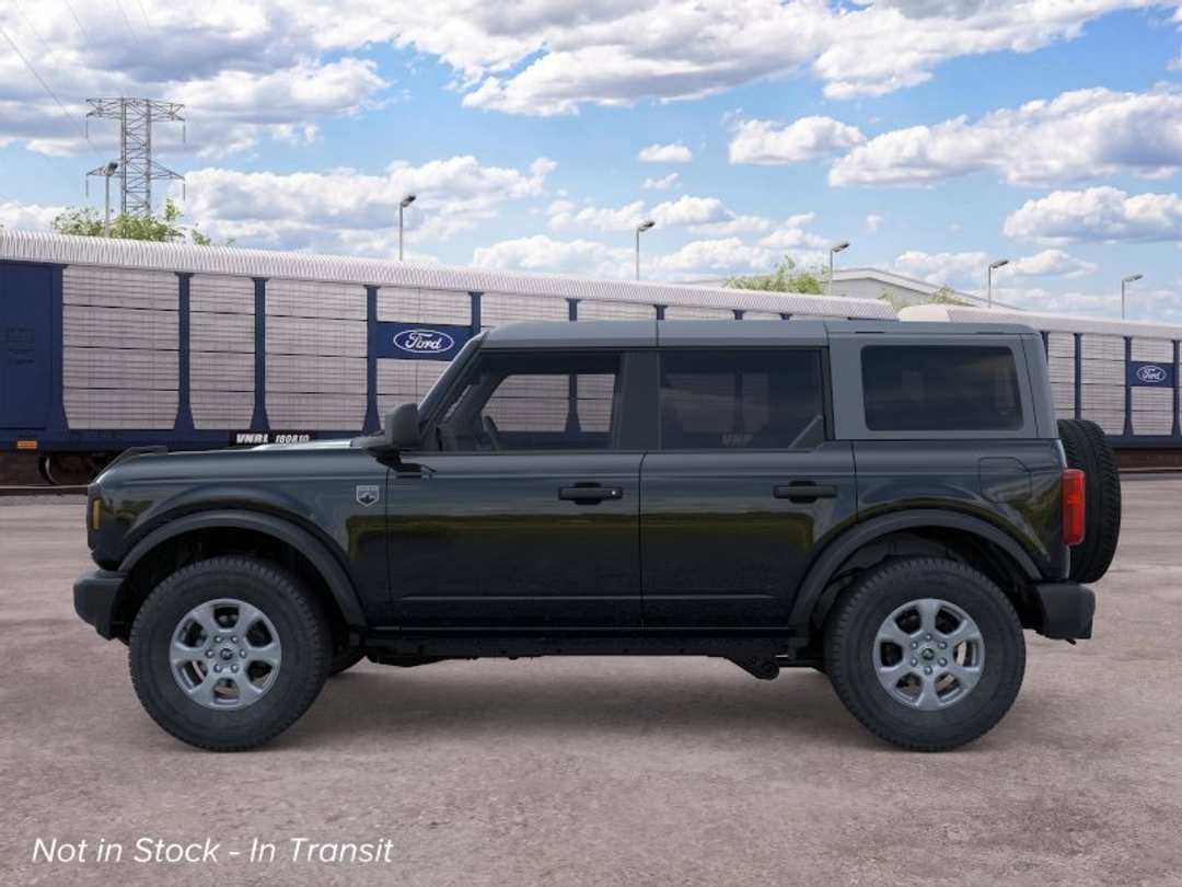 2026 Ford Bronco Big Bend - Image 3