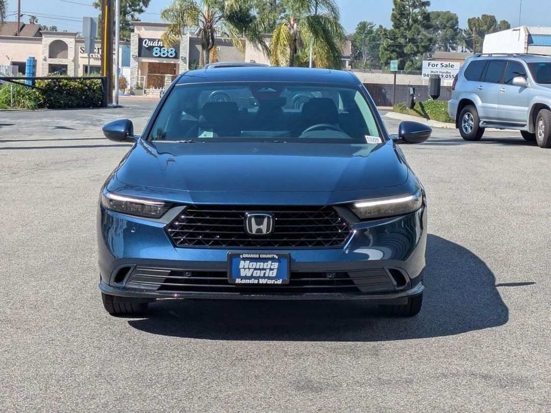 2026 Honda Accord Hybrid EXL - Image 3