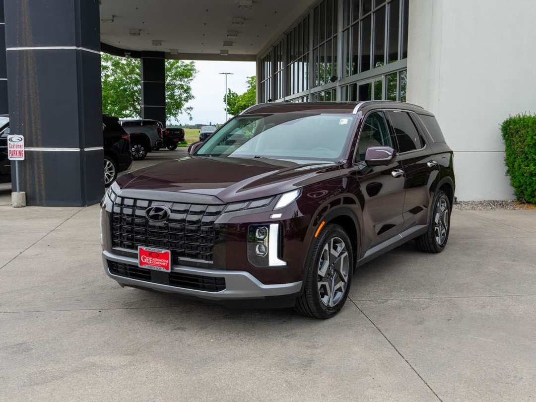 2024 Hyundai Palisade SEL - Image 3