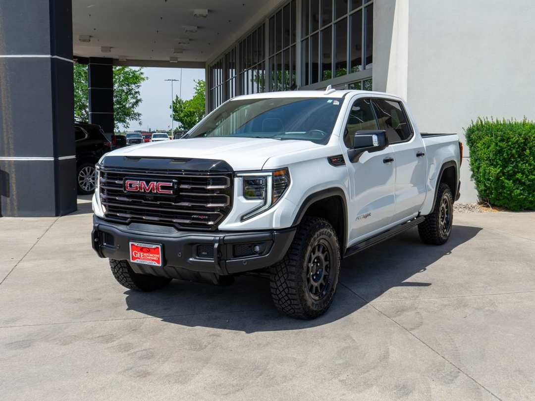2026 GMC Sierra 1500 AT4X - Image 3