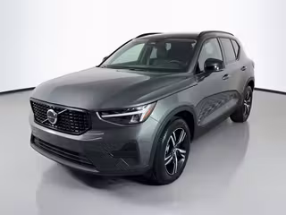 2026 Volvo Xc40 B5 Core