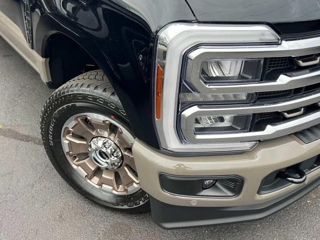2026 Ford F-250Sd - Image 3
