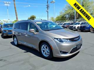 2017 Chrysler Pacifica Touring L Plus