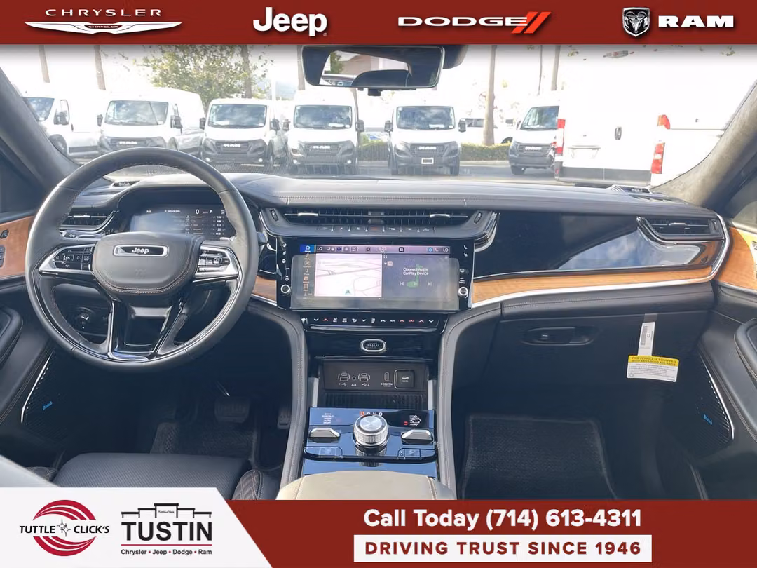 2026 Jeep Grand Cherokee Summit - Image 2