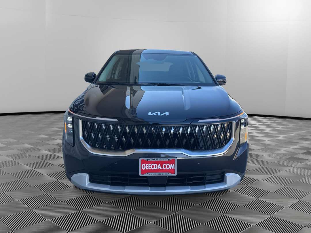 2027 Kia Carnival LXS - Image 2