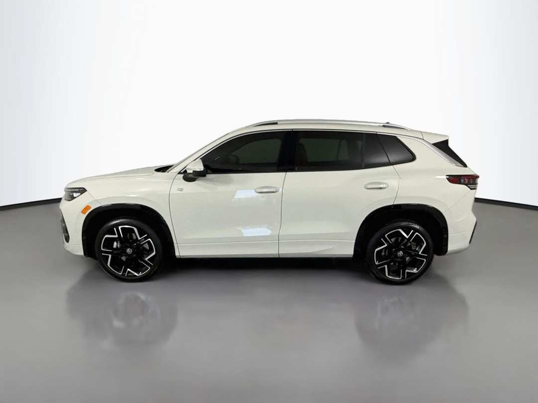 2026 Volkswagen Tiguan SEL RLine Turbo - Image 2