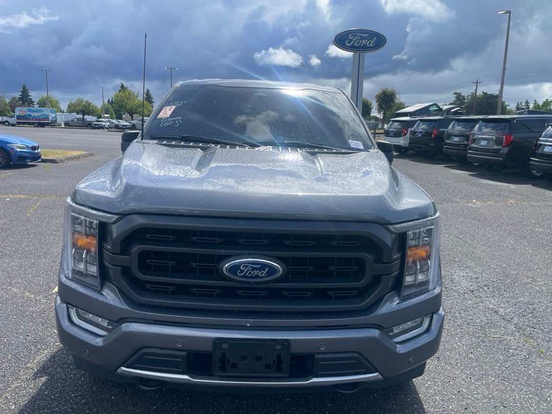 2023 Ford F-150 XLT - Image 2