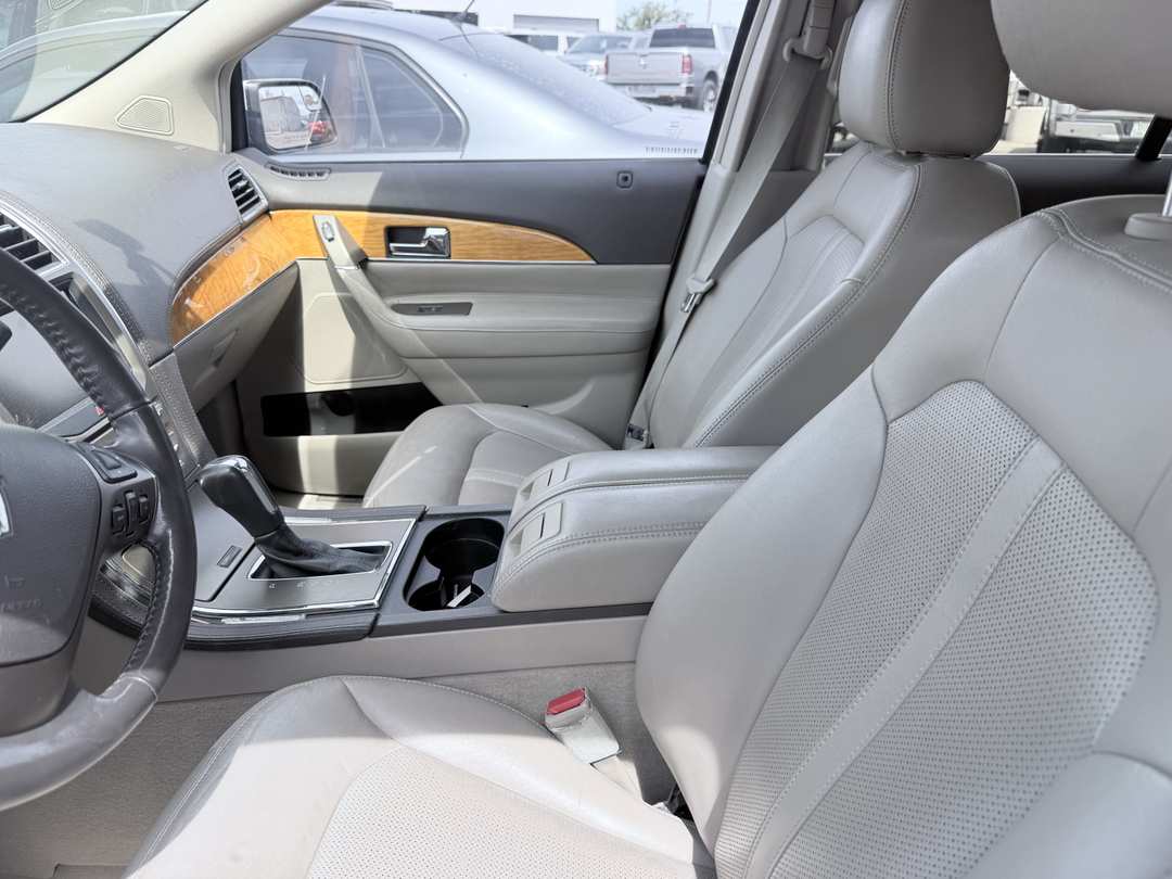 2013 Lincoln Mkx - Image 2