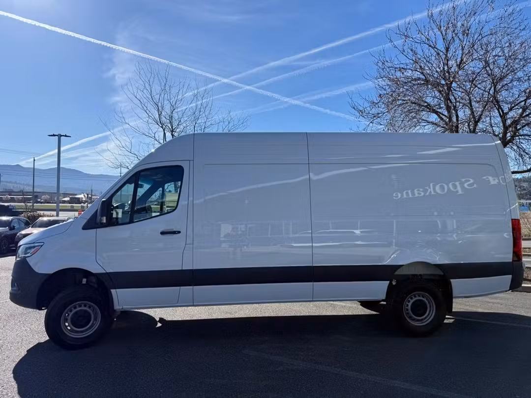 2026 Mercedes-Benz Sprinter 2500 Cargo 170 WB - Image 3