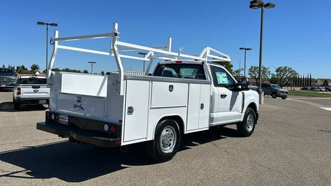 2026 Ford F-250Sd XL - Image 3