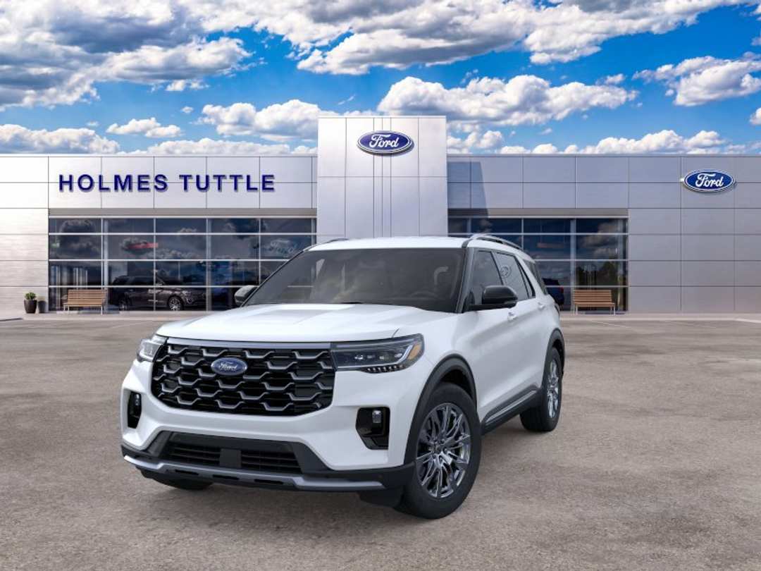 2026 Ford Explorer Platinum - Image 2