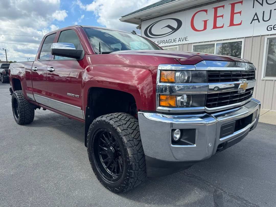 2015 Chevrolet Silverado 2500Hd LTZ - Image 2