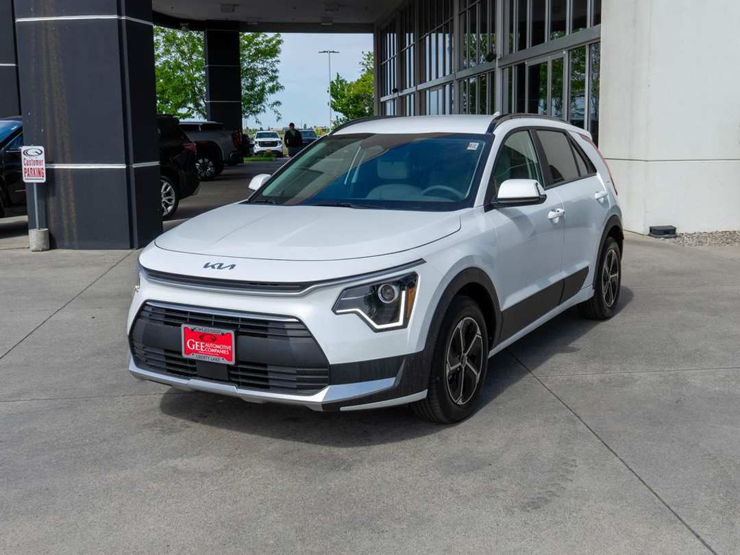 2026 Kia Niro EX - Image 3
