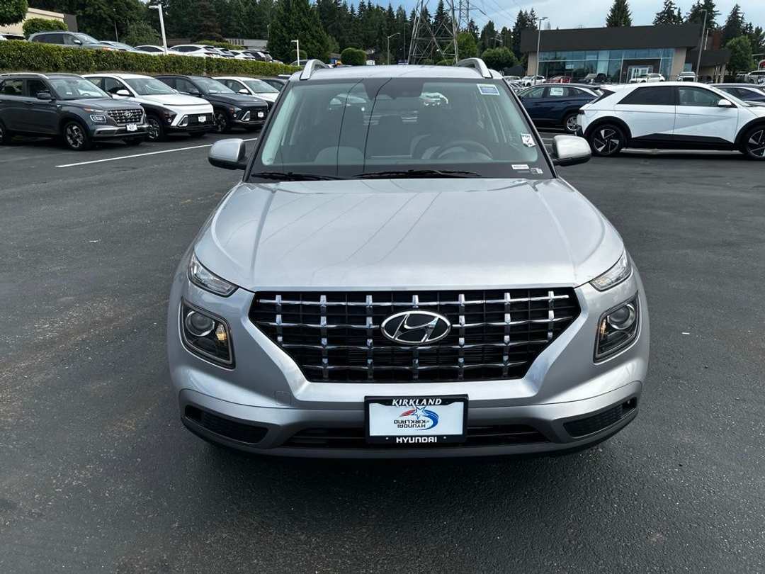 2026 Hyundai Venue SEL - Image 3