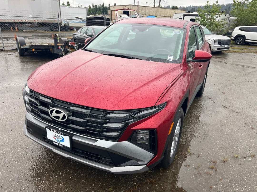 2026 Hyundai Tucson SE - Image 3