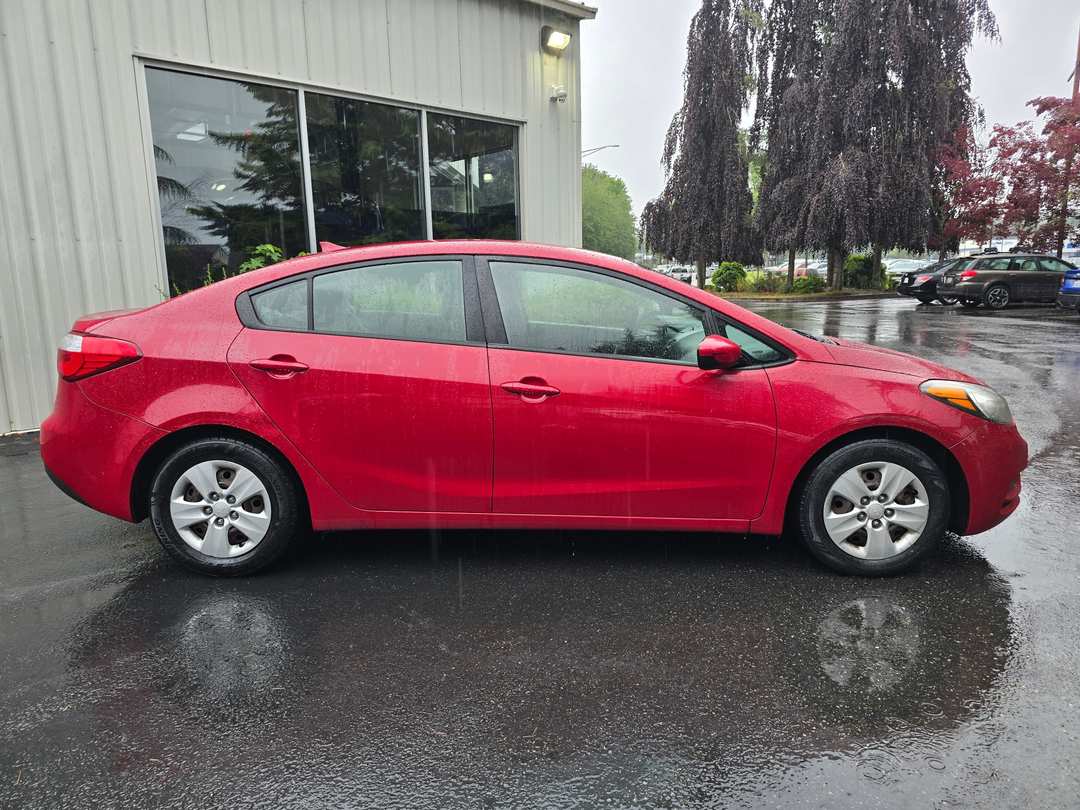 2016 Kia Forte LX - Image 3