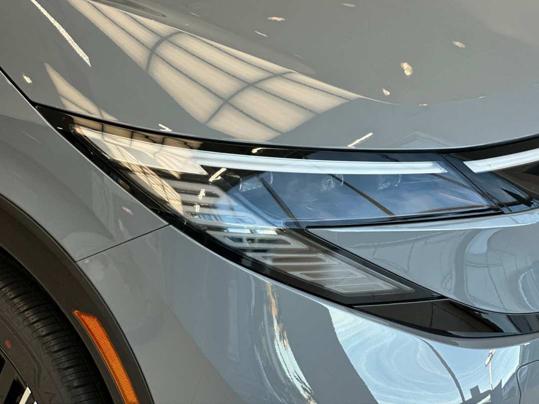 2026 Nissan LEAF PLATINUM+ - Image 3
