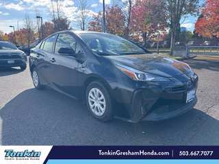 2022 Toyota Prius LE