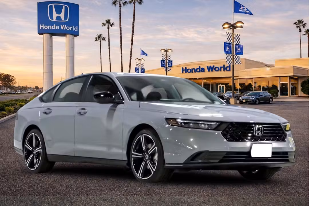 2026 Honda Accord Hybrid Sport - Image 2